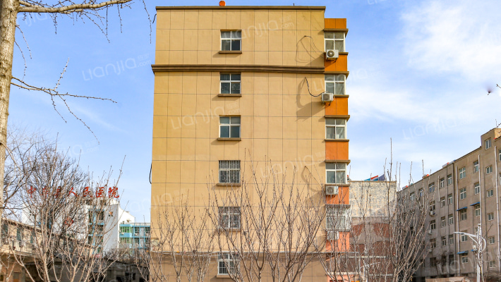 牟腾商场家属院外景图