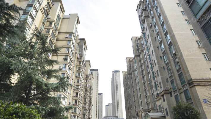 龙世太阳花园外景图