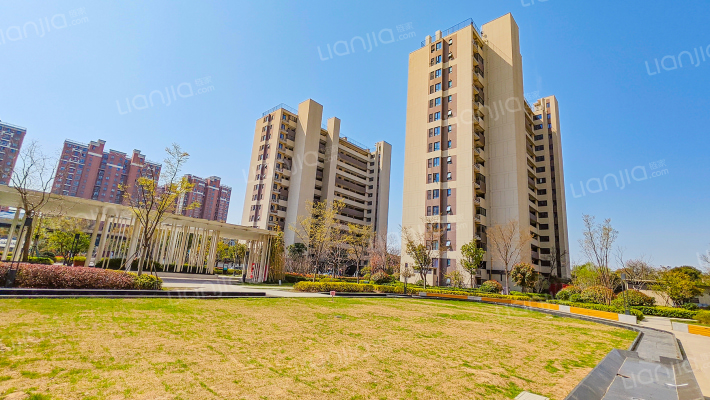 孔雀城翰峰云邸外景图