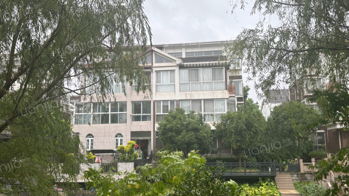 南湖湾外景图