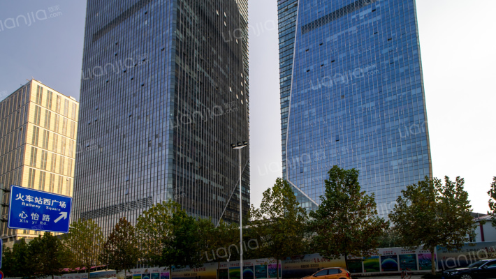 绿地之窗景峰座外景图