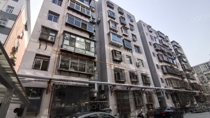 市检察院宿舍外景图