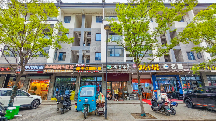 平川商贸中心外景图