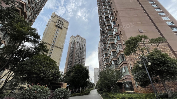 耀兴枫丹白露香谢丽景外景图