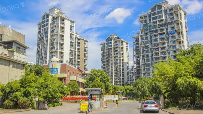 东华家园南区外景图