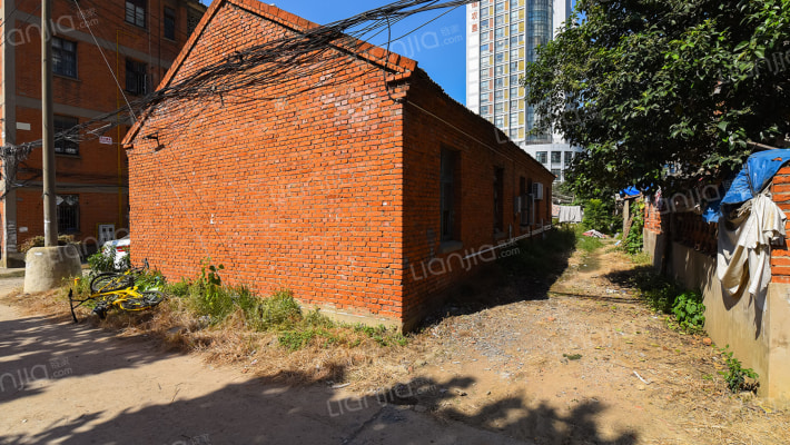 路桥宿舍外景图