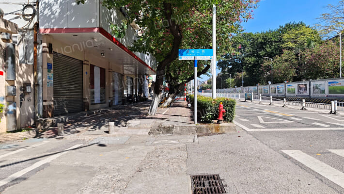 鸿裕三街外景图