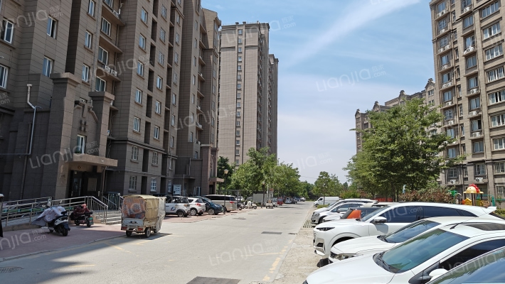 运河御苑外景图