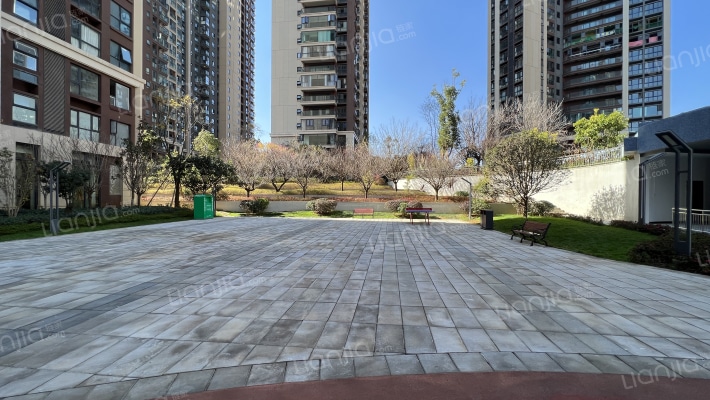 昆明湖湖珀外景图