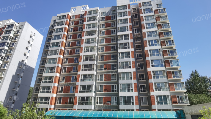 源尚公寓外景图