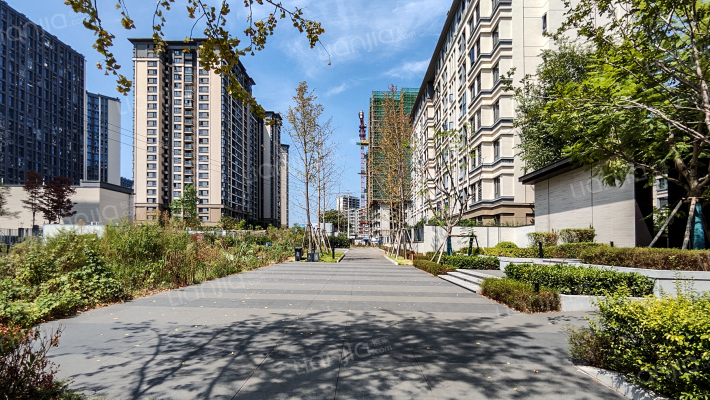 融创云湖十里E区外景图