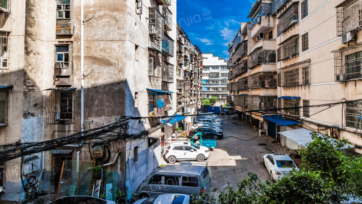 景山花苑外景图