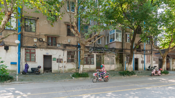 丝织厂宿舍外景图