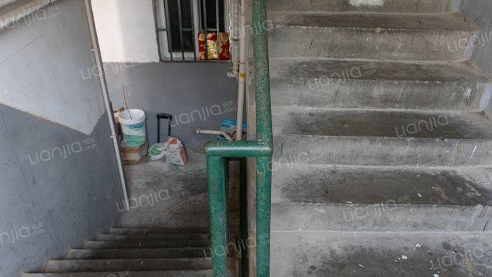 罗山六村外景图