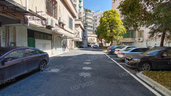 环球花苑外景图