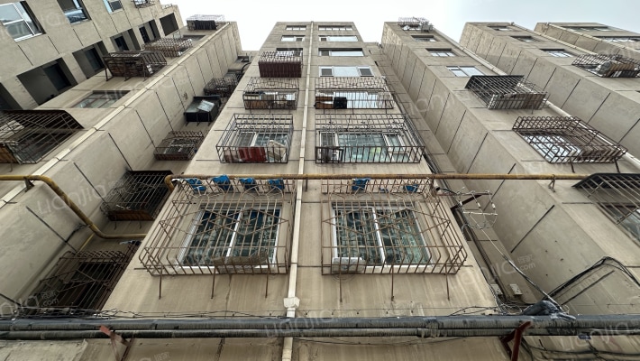 安兴综合楼外景图