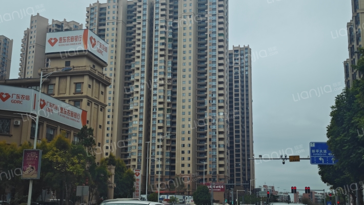 三远名尚花园外景图