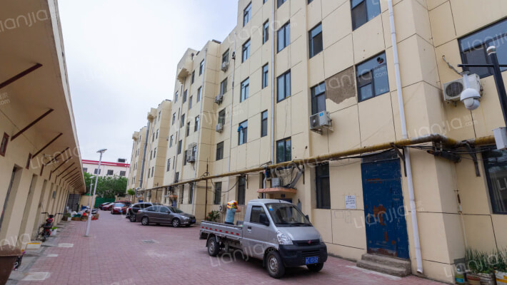 工商局楼外景图