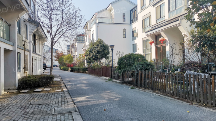 江南水乡满庭芳外景图