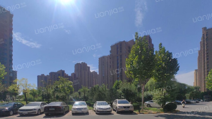 路劲阳光城一期外景图