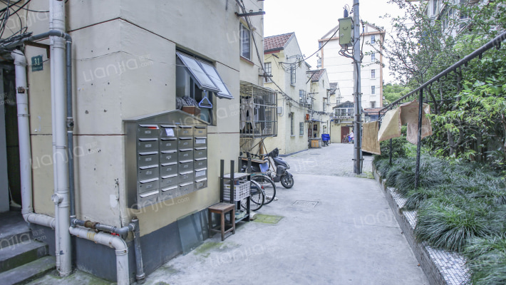 愚园路627弄房源|户型图|小区车位|交通地址详情分析!
