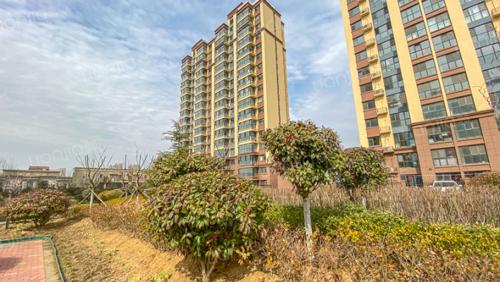 蓝岸郡景外景图