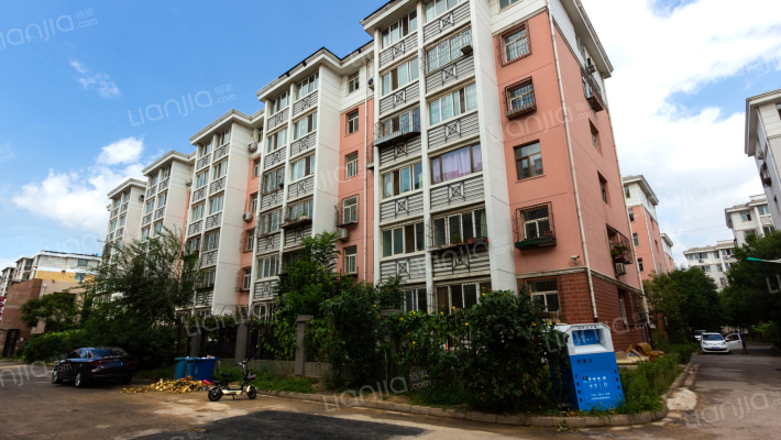 京西江南东区外景图