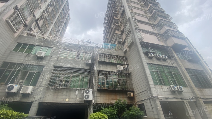 信力花苑外景图