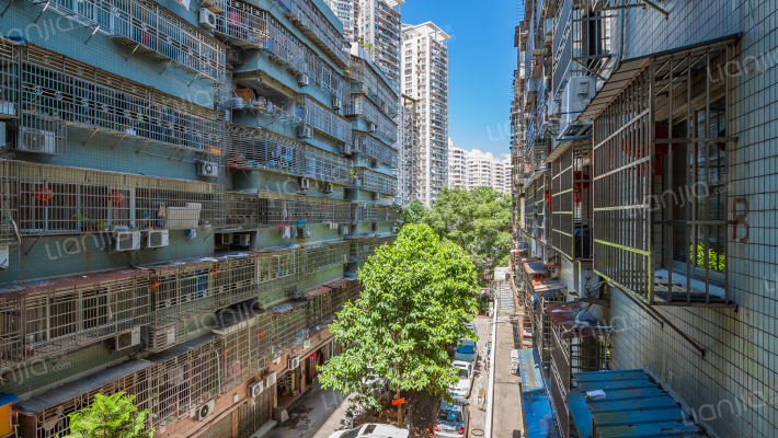 环东大楼外景图