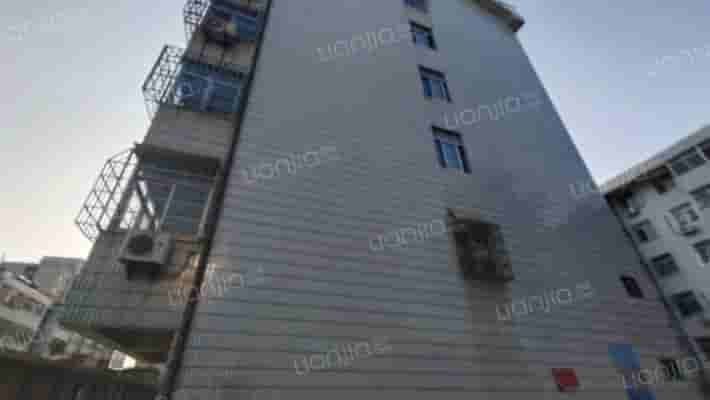 劳动局家属楼外景图