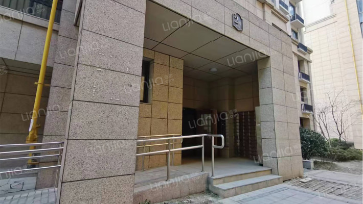 万泓中心外景图