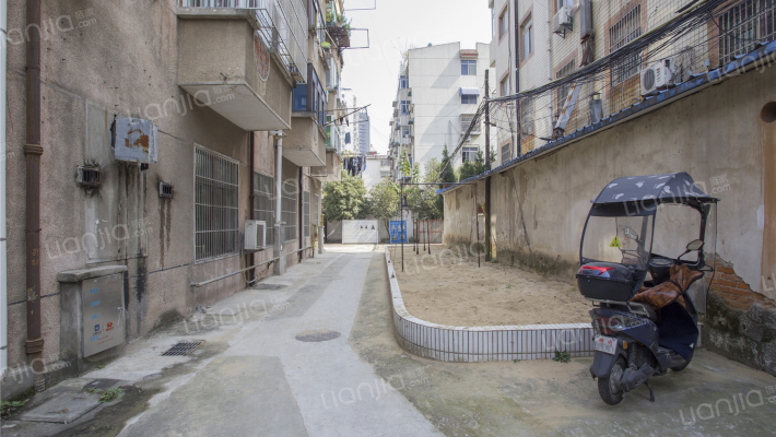 消防队宿舍外景图