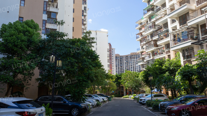 半岛1号五期外景图