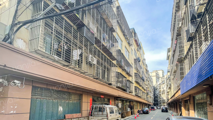 靖博小区外景图