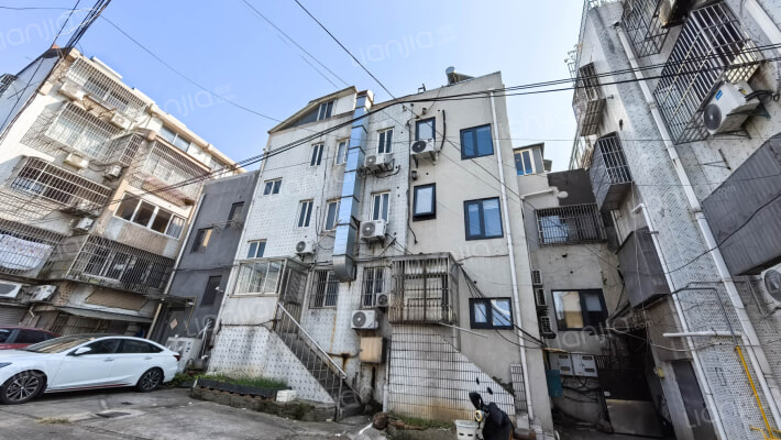 公园路149号外景图