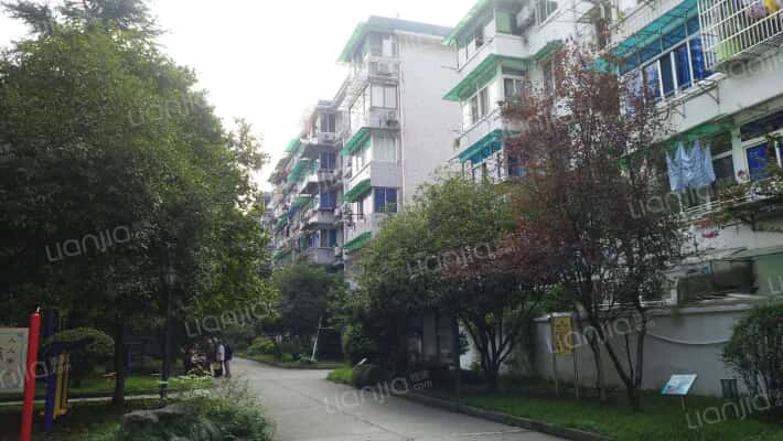 宝石一路2号外景图