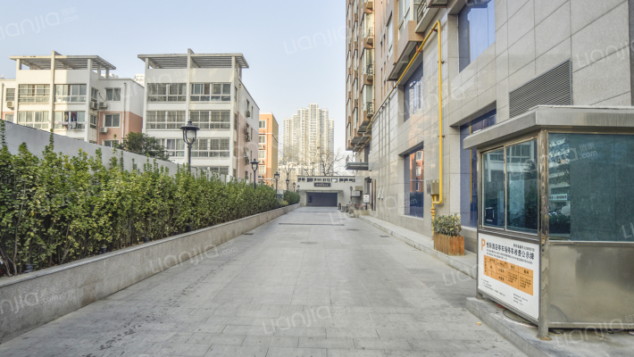 珍岗大厦外景图