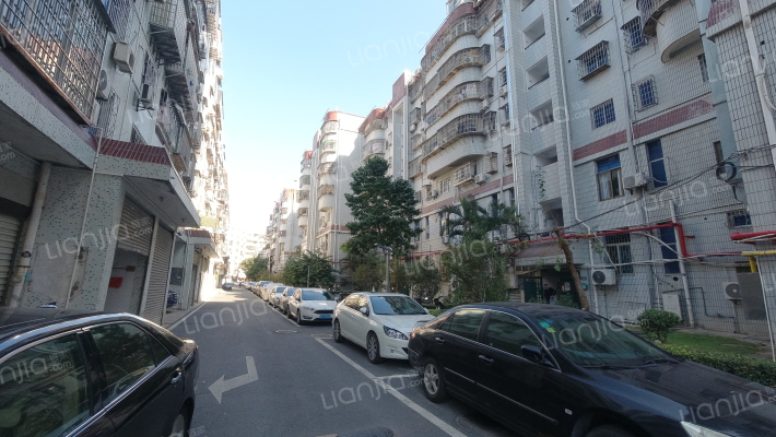 海青花园外景图