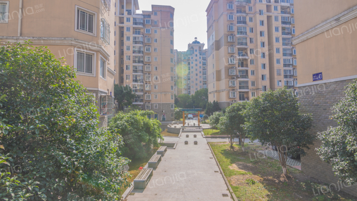 长江花园外景图