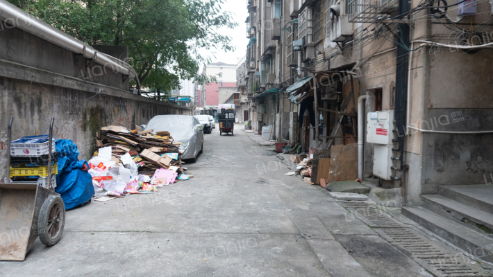 老物资局宿舍外景图
