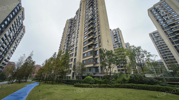 璟樾云山一期外景图