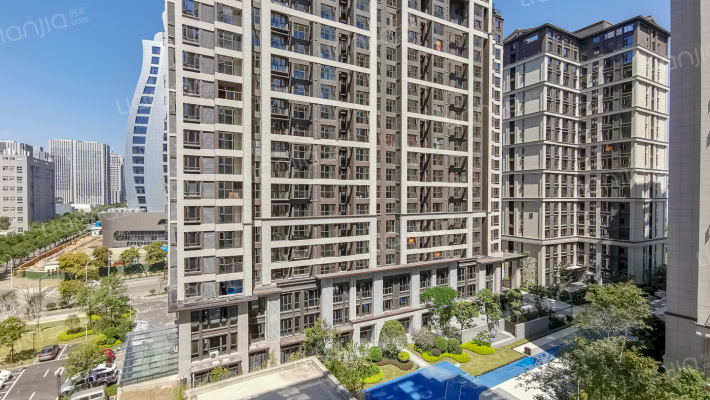 世茂璀璨江山外景图