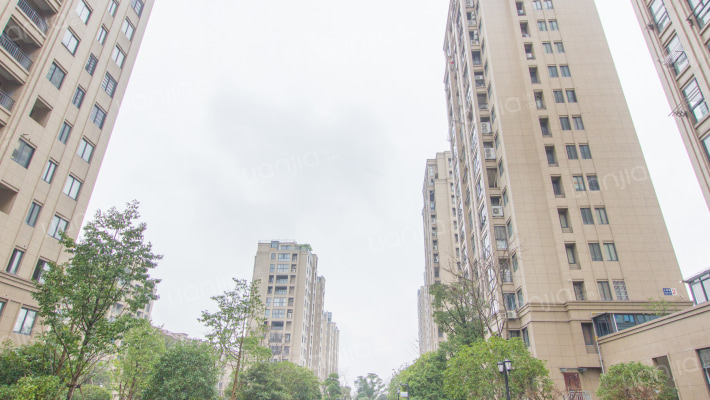 嘉星上尚城外景图