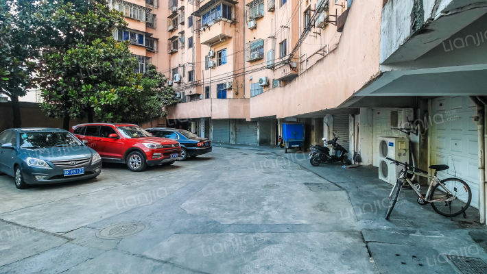 塘桥大厦外景图