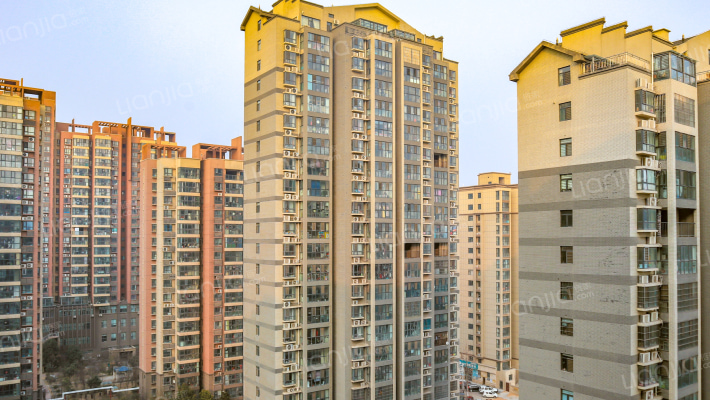 亿弘锦园外景图