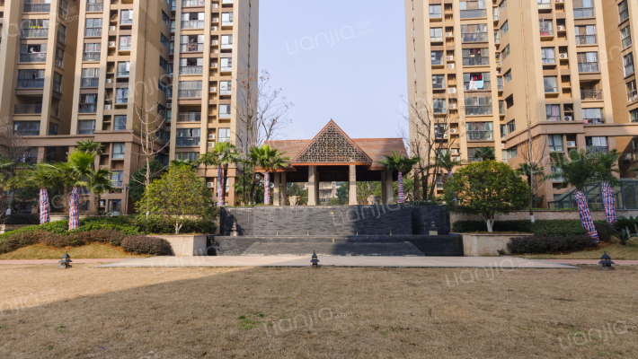 世纪万通漫谷外景图