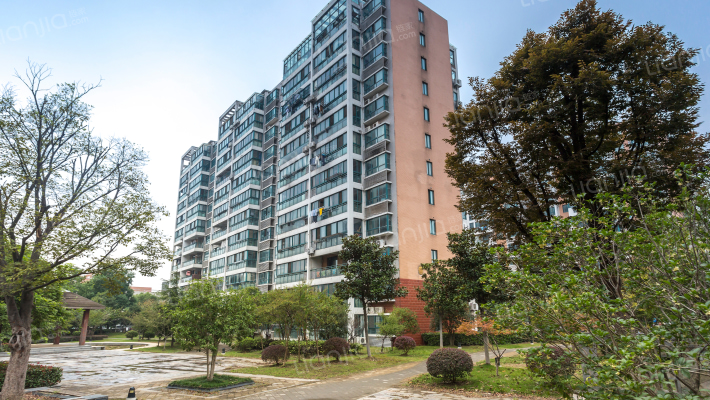 龙湖文馨苑外景图