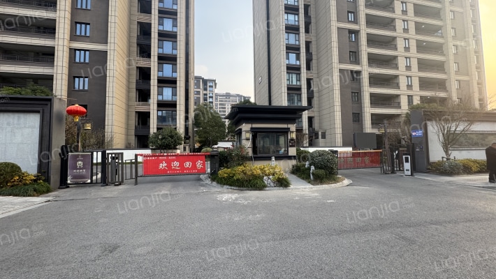 建发天镜湾外景图