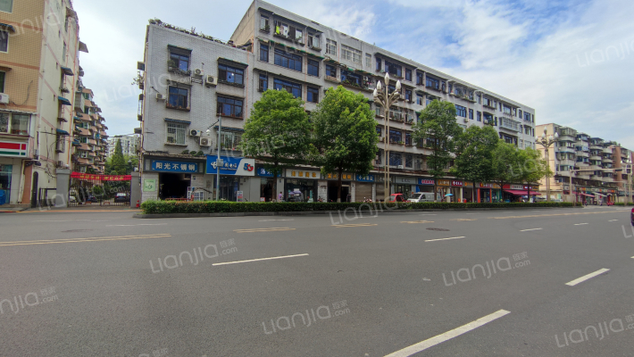 龙泉三小教师宿舍外景图