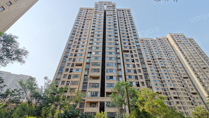 郑州绿地城一区外景图